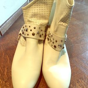 White Twiggy London Cowboy Boots
